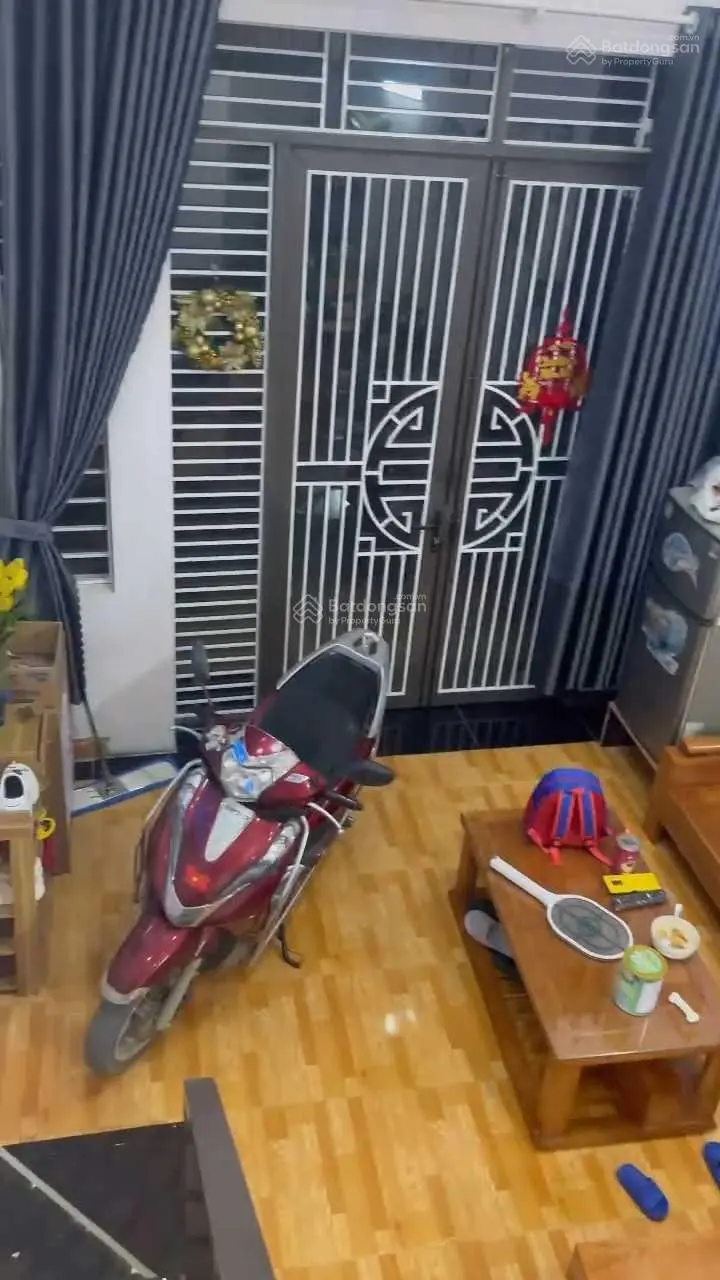 Bán nhà 2 tầng, full nội thất tại An Dương Vương, Hòa Bình. Diện tích 40m2, giá 650 triệu