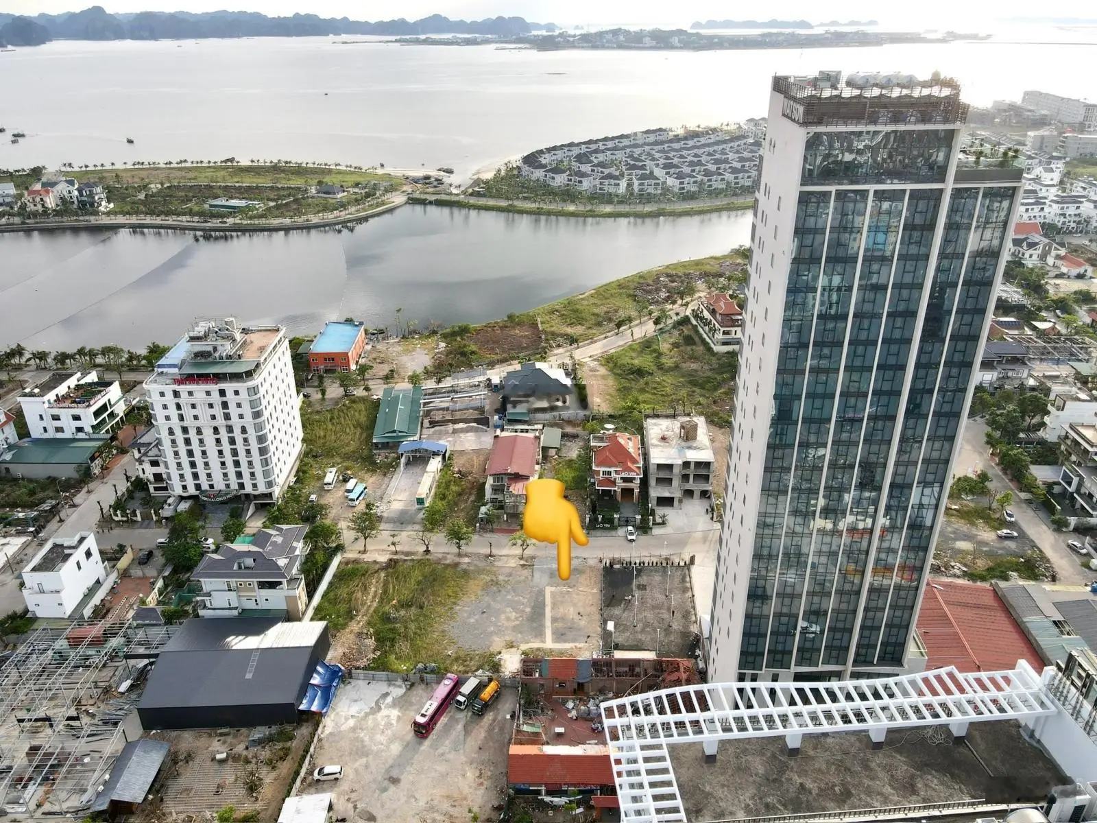 Chủ ngộp bank cần thanh khoản lô đất biệt thự trung tâm Bãi Cháy 500m2