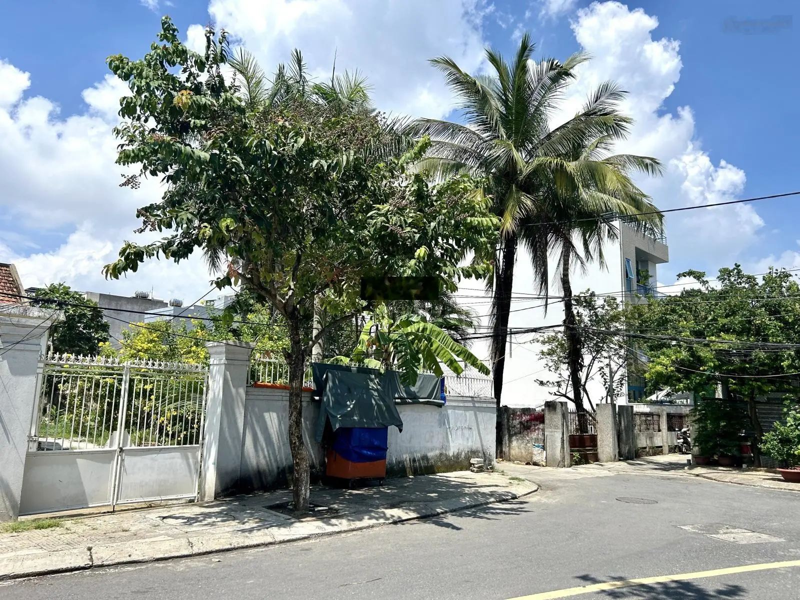 Cực rẻ. Nhà đất kiệt ô tô 7 chỗ tránh nhau đường Chế Lan Viên, DT 250m2, ngang 10m. Giá chỉ 15 tỷ