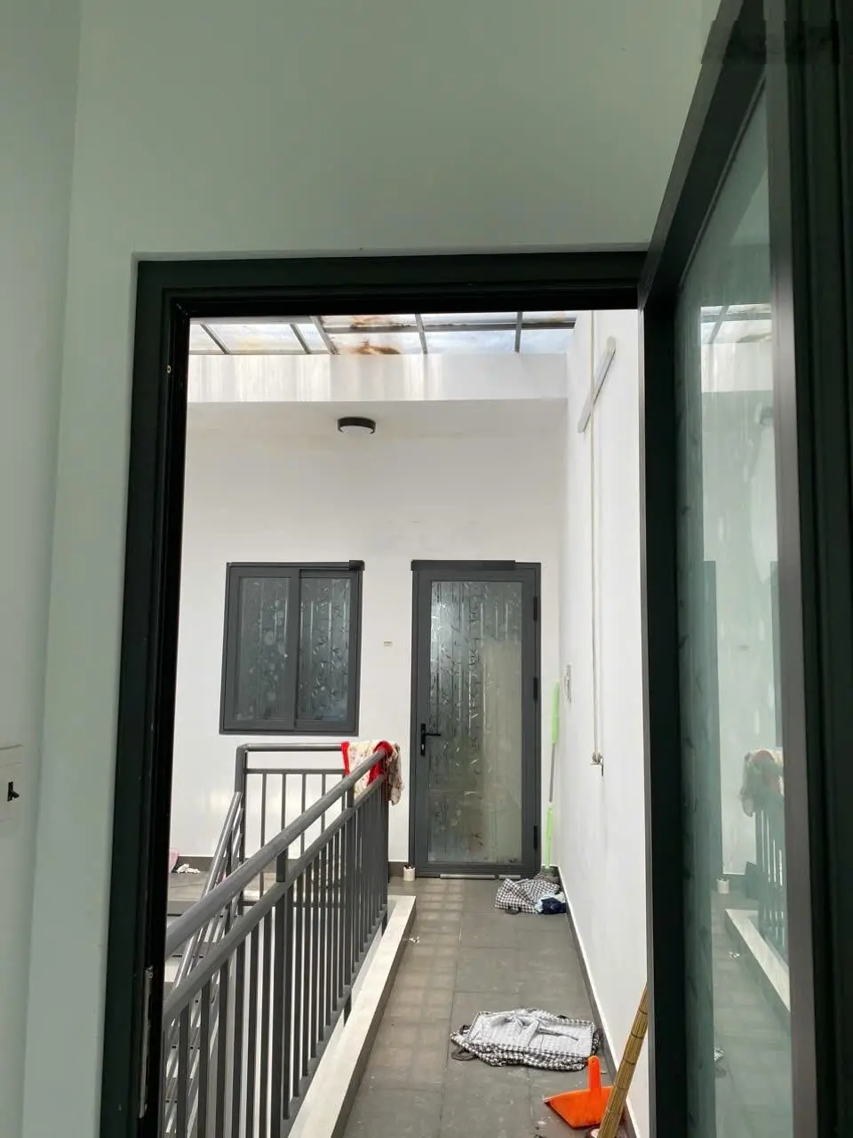 Nhà 2 Tầng Hẻm Xe Hơi 4,0m Lý Thường Kiệt . DT đất : 63,0m2 . Giá 6,2t TL . Vũ Lộc Phát 0934 033 ***