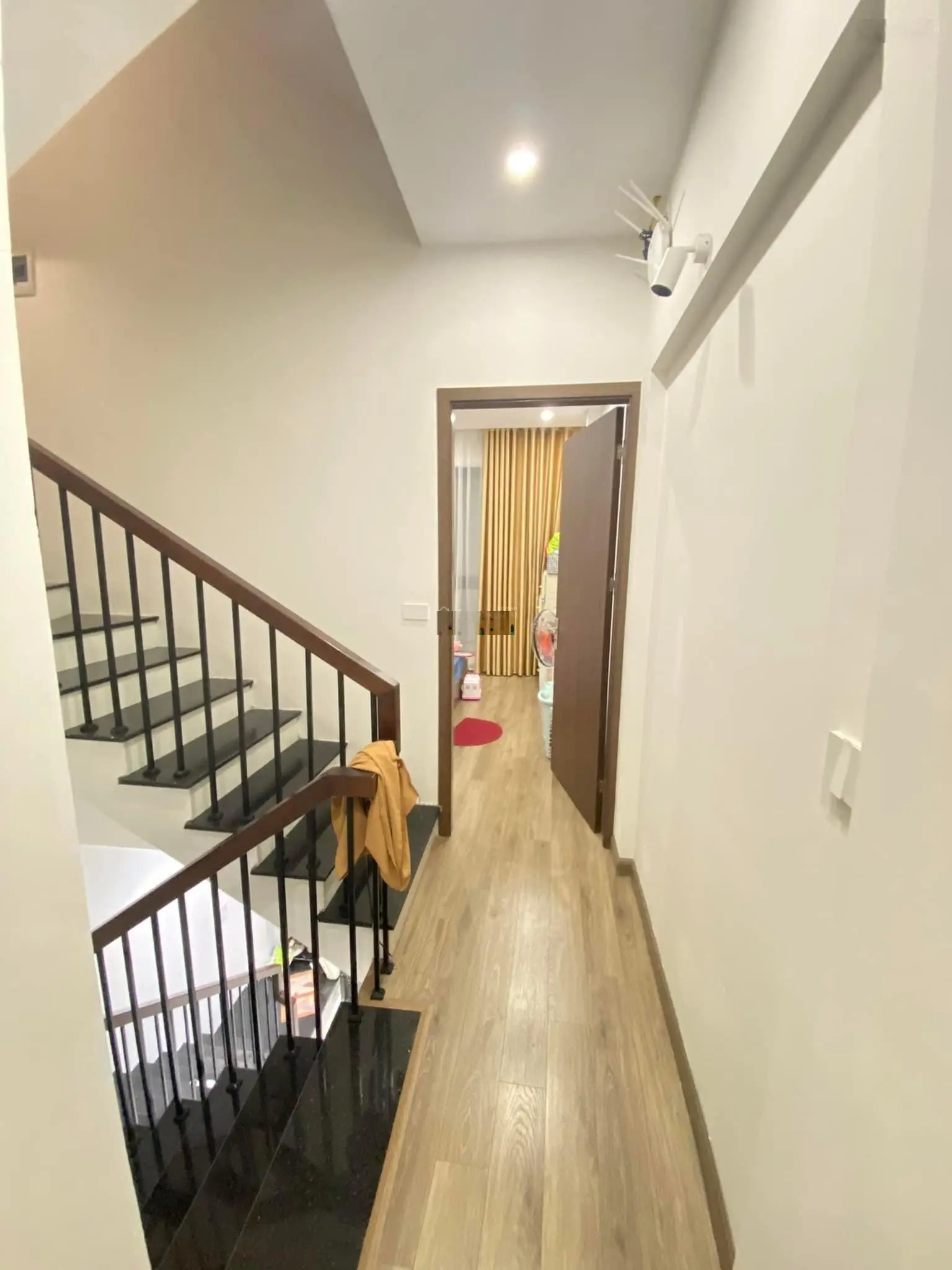 5.89 tỷ_107 trần khát chân_lô góc mới_ở ngày_34m2