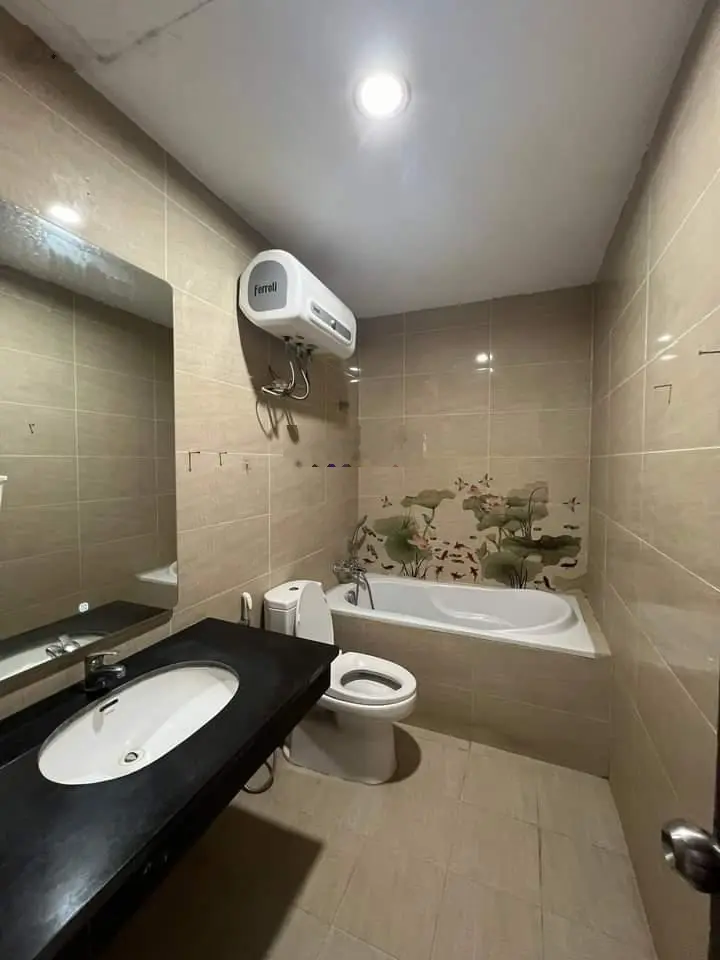 Căn hộ góc siêu hiếm 3 ngủ, 2 vệ sinh gần ĐH Thương Mại, Q Nam Từ Liêm, DT: 155m2, 7.5 tỷ
