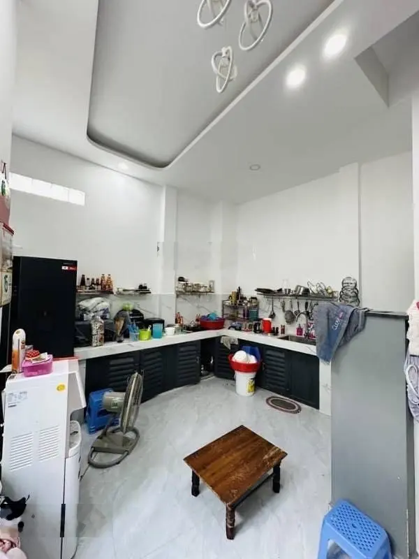 Nhà 1T1L đường Bùi Thế Mỹ cần bán gấp, nhà gần trường THCS Trần Văn Quang, diện tích: 45m2
