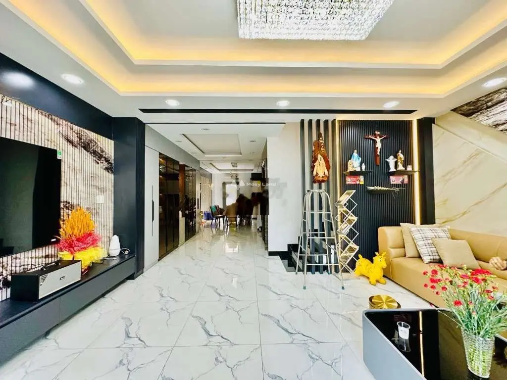 Nhà 4 tầng hẻm 125 Hoàng Hoa Thám 171m2 chỉ 24 tỷ