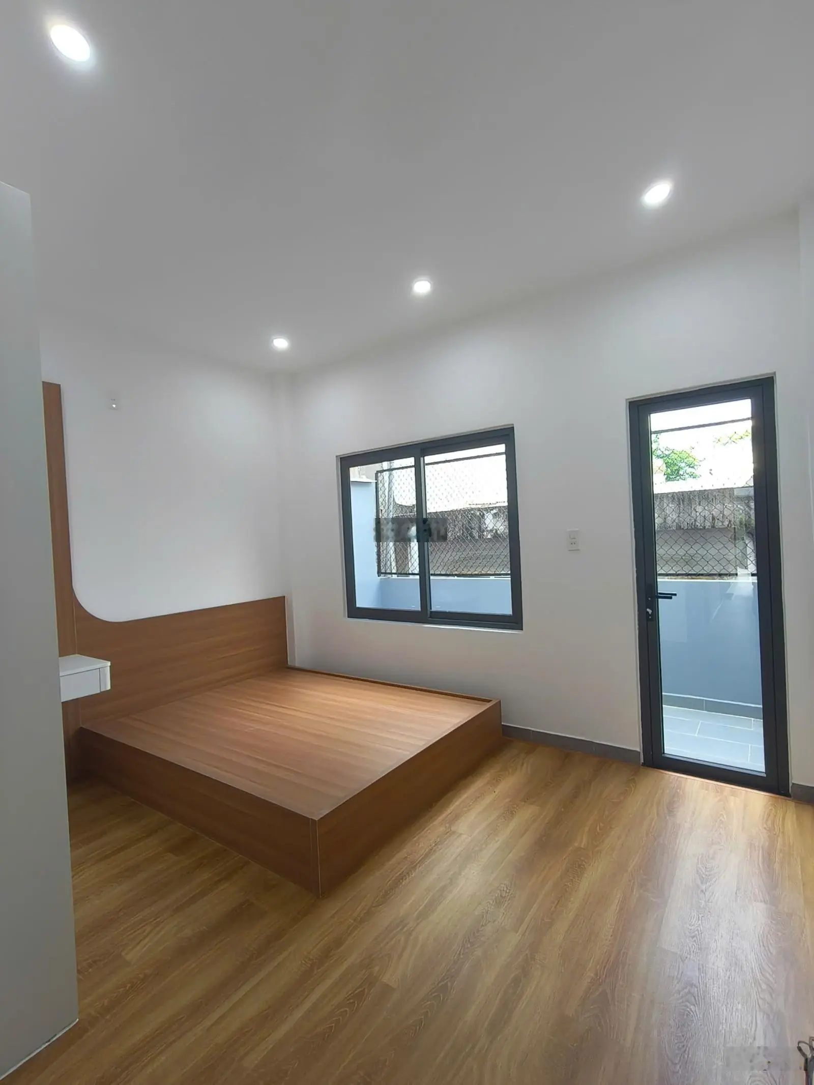 Chủ cần tiền bán nhanh nhà đẹp 2 tầng, mặt tiền đường Hồ Biểu Chánh sát Phan Đăng Lưu