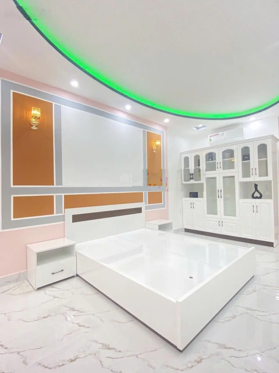 XINH XĨU - Ở NGAY! Nhà 60m2, HXH Đoàn Thị Điểm, PN. Sẵn 5 tầng 5PN + full NT chỉ 12,5tỷ. O966547321