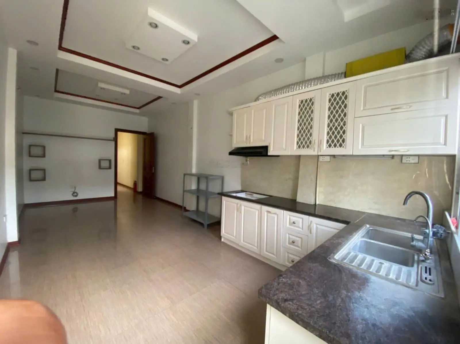 Chính chủ cần bán nhanh căn nhà 9 tầng mặt phố vip trung tâm Quận Ba Đình, thông số vàng - 33 tỷ