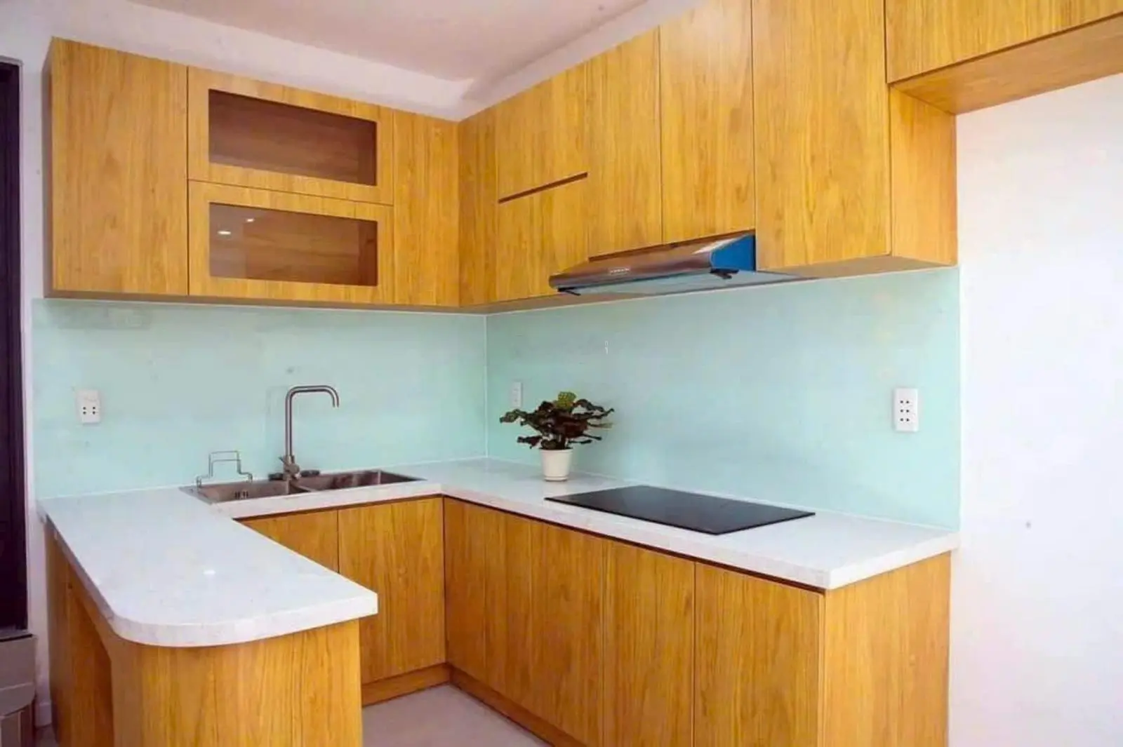 Nhà đẹp Nguyễn Thái Sơn, Gò Vấp có 3 phòng ngủ, 65m2 giá nhỉnh 2.56 tỷ, sổ hồng riêng