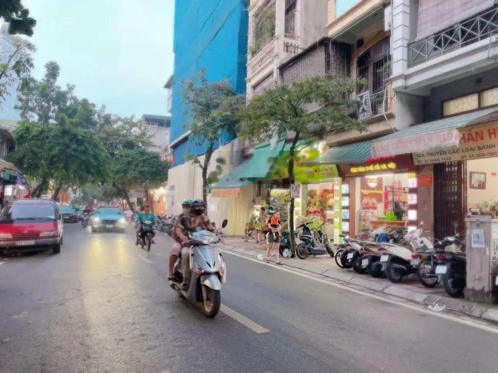 Siêu hot! giá 26 tỷ -nhà mặt phố đại cồ việt, hai bà trưng -ngay ngã ba lê đại hành