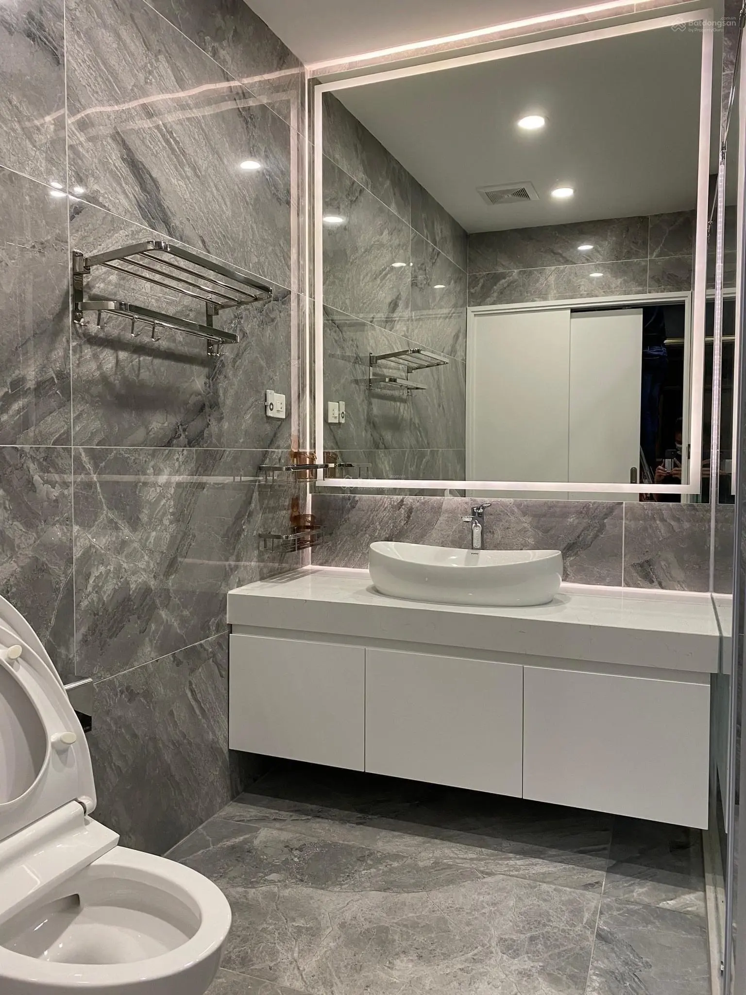 Bán Penhouse 178m2 hướng Đông Nam, Vinhomes Skylake Phạm Hùng, Mỹ Đình 1, Nam Từ Liêm.LH 0983 786 ***