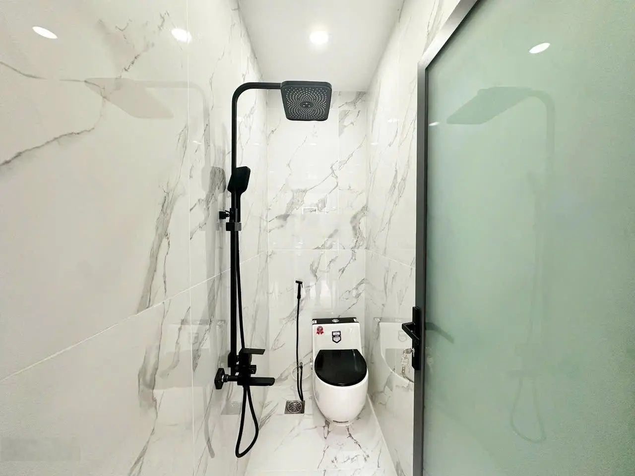 Hot - nhà phố hiện đại mới xây xong đường huỳnh thị đồng -- thông ra dương cát lợi