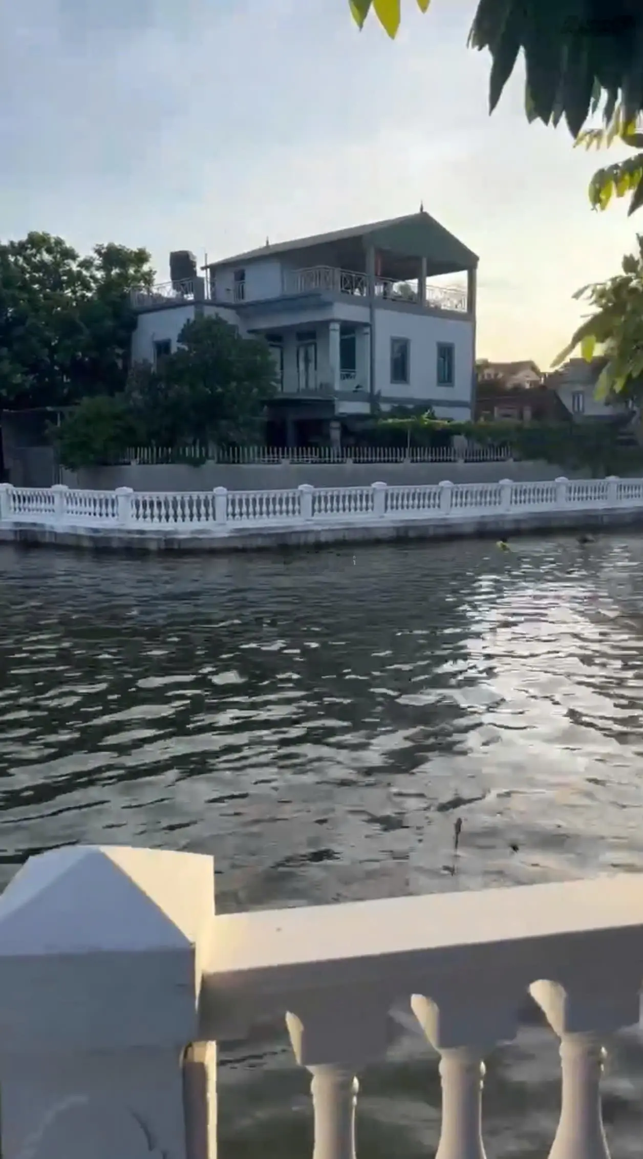 BÁN NHANH 72M2 VUÔNG VẮN TRỤC CHÍNH KIM SƠN, VỊ TRÍ VIEW HỒ CÔNG VIÊN CỰC ĐẸP