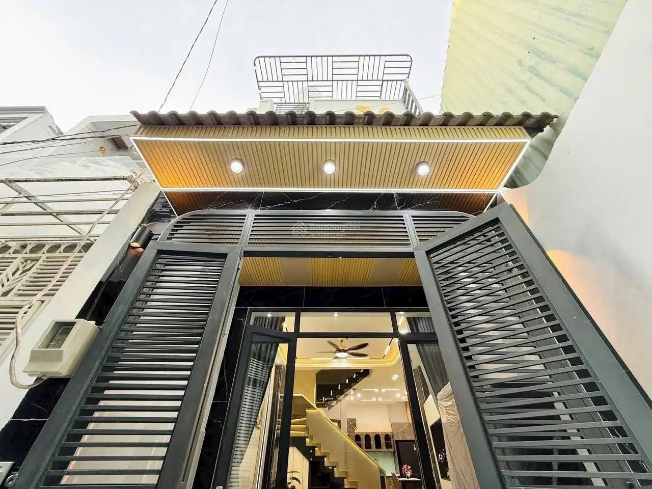 Cần tiền xoay vốn KD bán gấp nhà Trần Huy Liệu,p11, Phú Nhuận. Chỉ 2,68tỷ. 68m2. Hẻm 6m.X765069021
