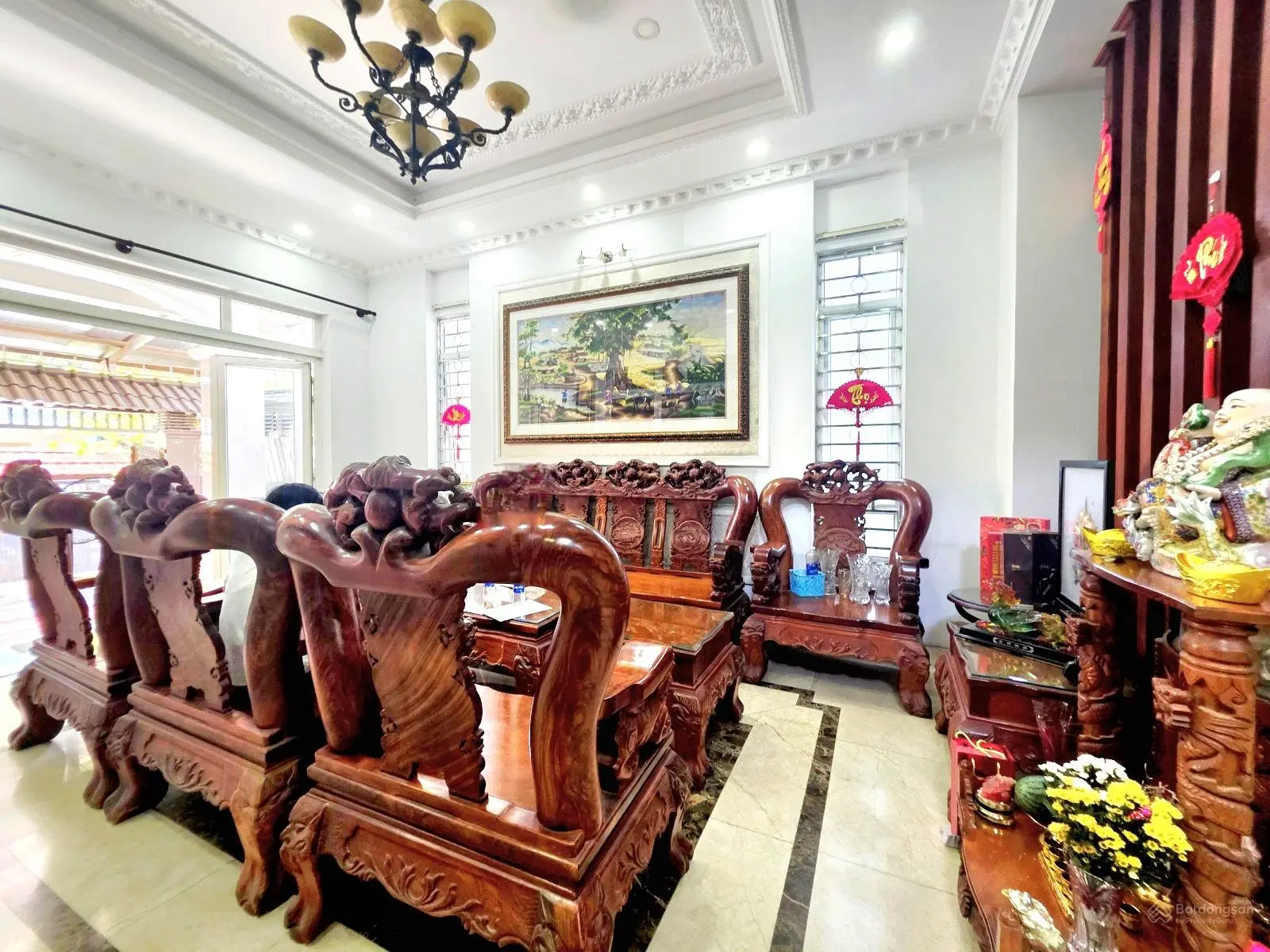 SIÊU NGỘP-Biệt thự 3 tầng SIÊU ĐẸP, Mặt tiền gần chợ Hiệp Bình Thủ Đức