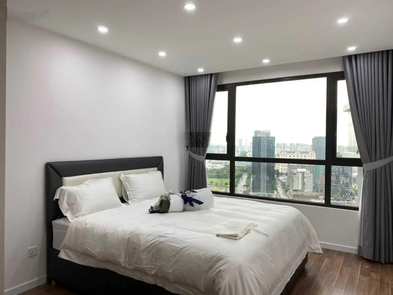 Căn hộ The View 2PN, 2WC diện tích 91m2, full nội thất, vào ở được ngay, lãi suất vay chỉ 5.5%/năm
