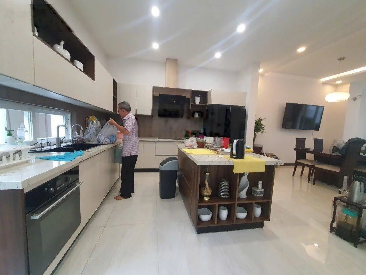 Chỉ 11.5 tỷ sở hữu căn nhà full nội thất tại Lavila, xách vali vào ở ngay. LH: 0902 781 ***