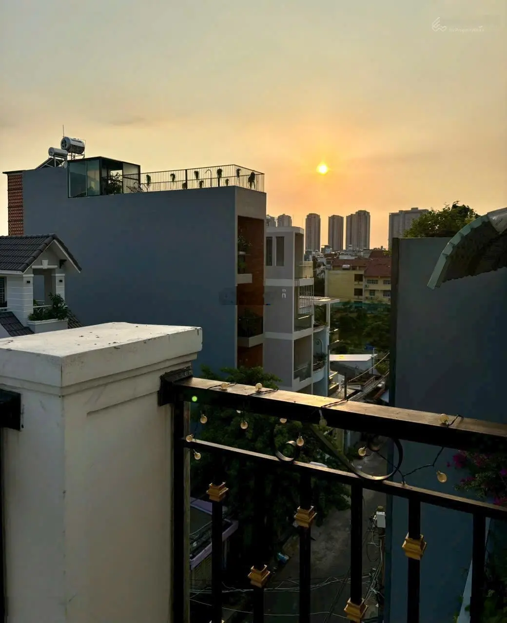 Nhà phố 500m2 diện tích sàn, 11 Phòng Ngủ, có thang máy, mặt tiền đường số, p Tân Kiểng, Quận 7.
