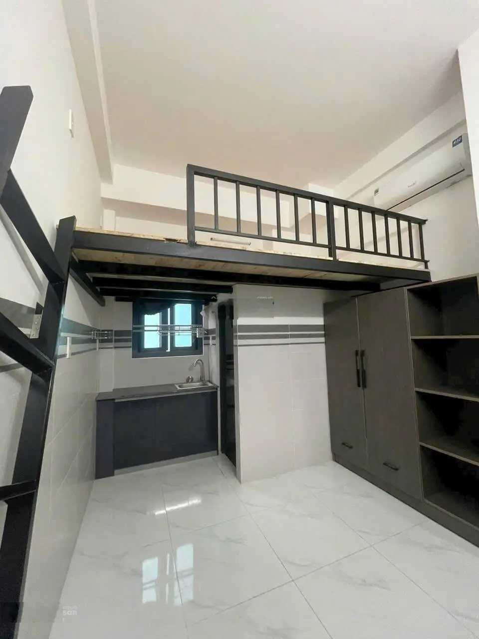 Gần ĐH Ngân Hàng 6 tầng 30 phòng khép kín full nội thất cho thuê tầm 140tr/th-dòng tiền gần 8%/năm