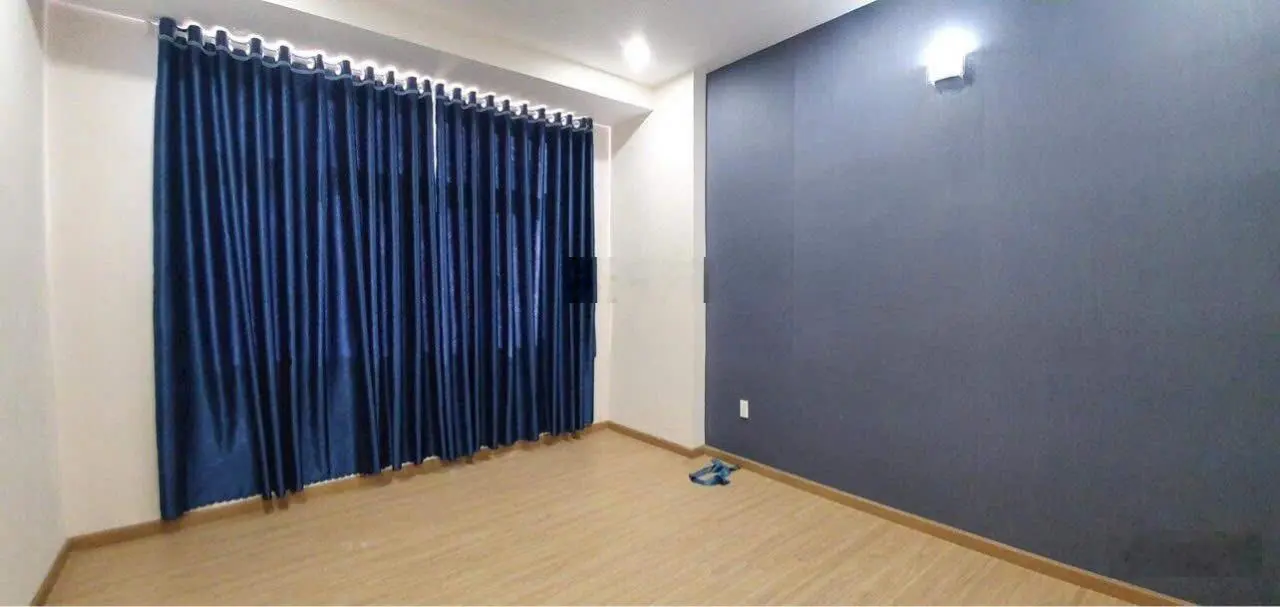 Nhà đẹp kinh doanh tốt 1trệt 1lầu 5x14=70m2 đường Tô Ký Quận 12 gần chợ Tân Chánh Hiệp Gía 1 tỷ450