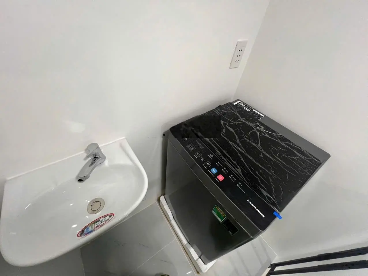 Bán NR 2PN, 1WC, 19,5m2, giá 2,95 tỷ tại Cô Giang, Q1, HCM hàng hot hoa hồng 1%