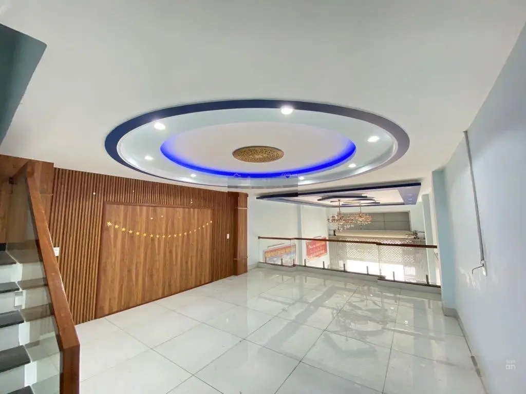 Bán gấp nhà 4 tầng MT Phan Châu Trinh kinh doanh sầm uất ~ 65m2 - chỉ hơn 9 tỷ - LH 0905 444 ***