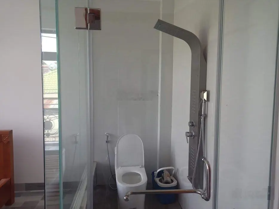 Bán nhà riêng 1 trệt 1 lầu đang hoàn thiện DT 69 m2 DTSD 140 m2 SHR thổ cư 100% hoàn công đầy đủ