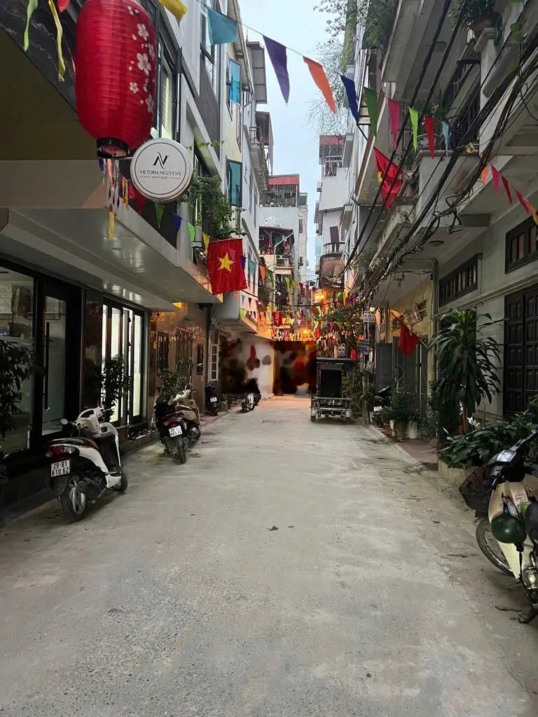 BÁN NHÀ TÂN ẤP VỊ TRÍ ĐẸP GẦN Ô TÔ, GIÁ NGHE LÀ CHỐT 38M NHỈNH 4 TỶ.