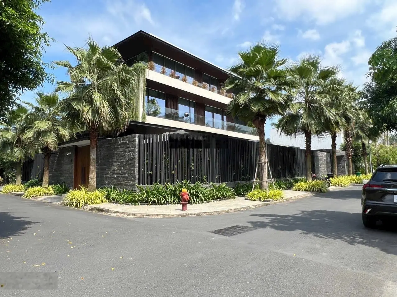 159 tỷ - Sở hữu biệt thự sân vườn hồ bơi siêu đẹp - Khu Compound Vip - Thảo Điền - Quận 2