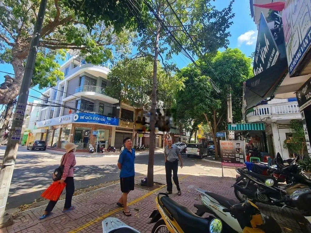 BÁN NHÀ 2 TẦNG HOÀN CÔNG MẶT TIỀN HOÀNG VĂN THỤ PHƯỜNG 7 GIÁ CỰC TỐT.