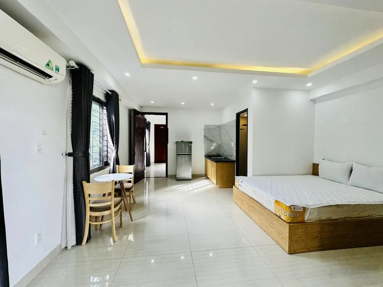 Bán nhà mặt phố có sẵn 12 căn hộ