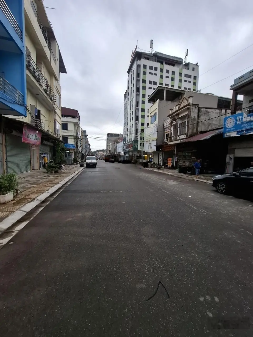 Bán nhà 3 tầng trục thông ra chợ Lãm Làng làn 2 Đàm Văn Lễ