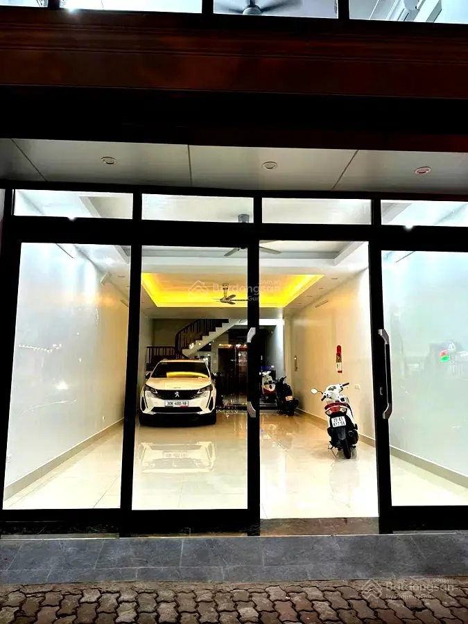 Bán nhà mặt phố trạm, long biên - gần aeon mall, kinh doanh đa dạng - 103m2 x 6t - khoảng 41 tỷ