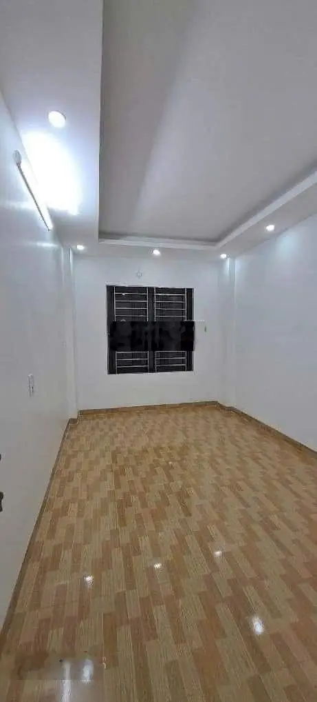 Bán nhà Nam Dư - Thanh Lân 52m 4 tầng dân xây giá đầu 5