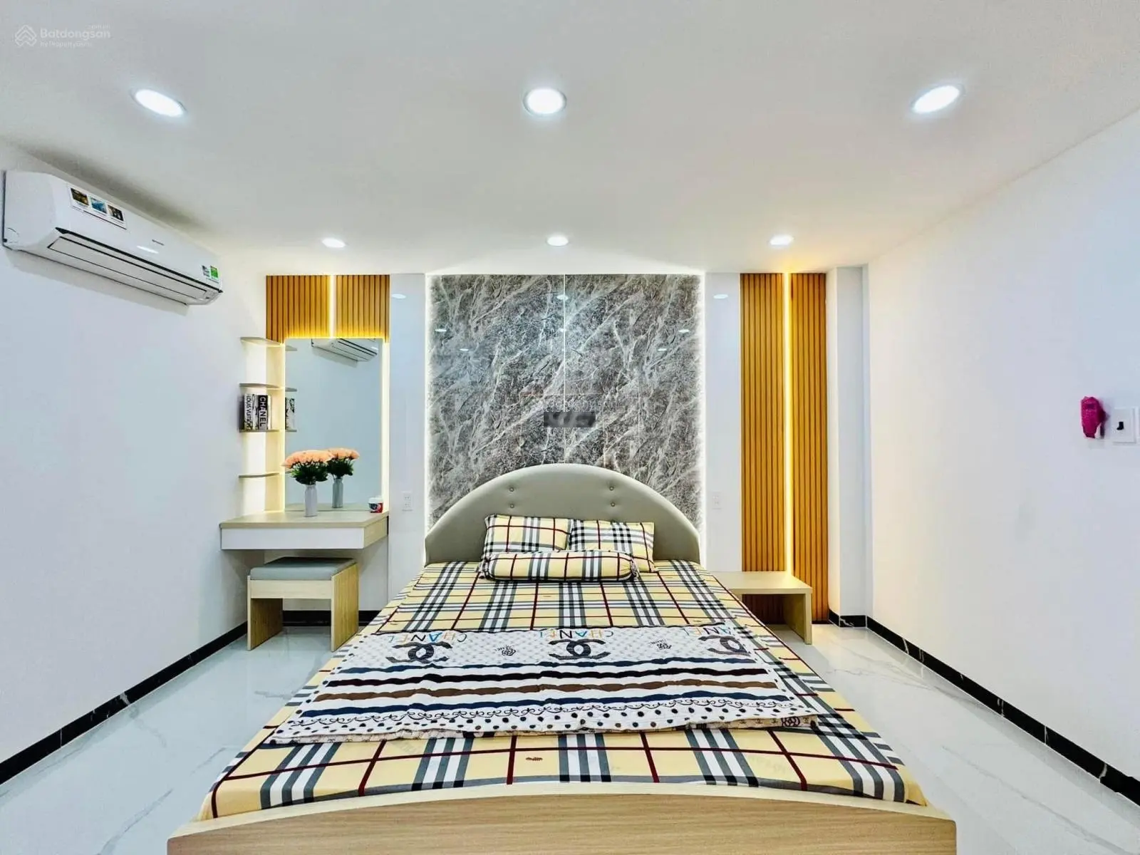 Nhà mới dọn ở liền ngay đường Quốc Hương, Q2 - Giá 3 tỷ 550 / 80m2. Sổ chính chủ. Xe hơi trong nhà