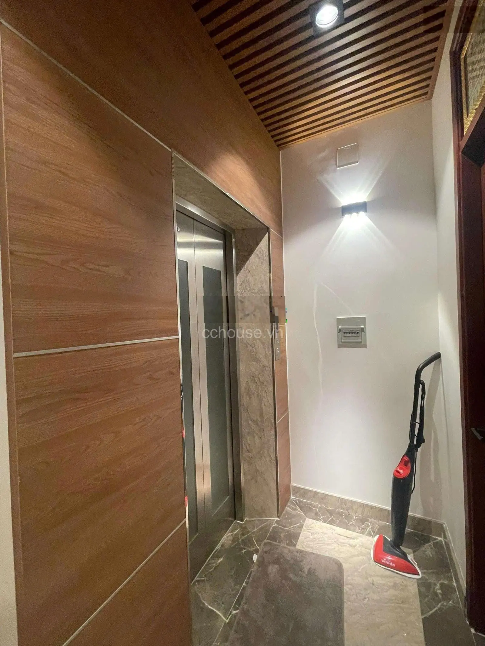 Bán nhà Nguyễn Tri Phương, P5, Q10, DT:5x15m, 75 m2, 5 tầng đẹp, Giá 21.5tỷ