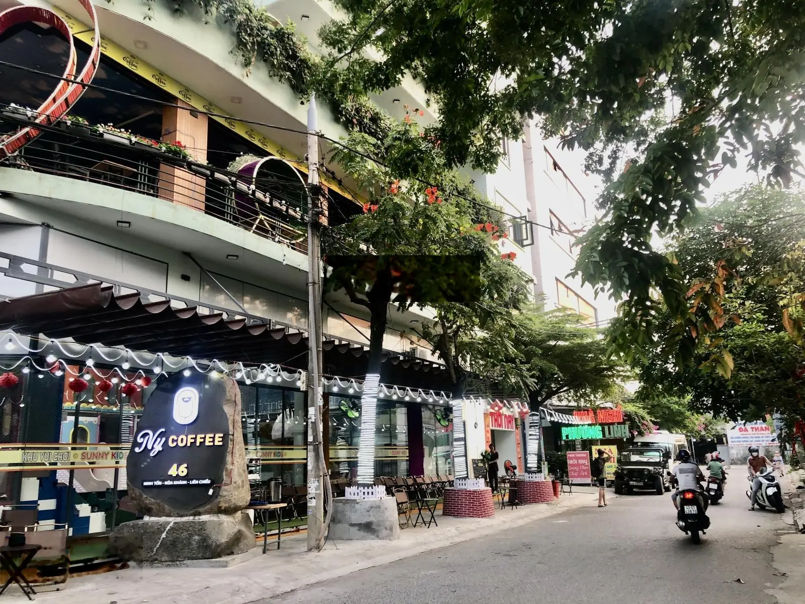 Bán nhà lô góc 2 MT kinh doanh Đoàn Phú Tứ và Bạch Thái Bưởi, sát chợ Hoà Khánh, Liên Chiểu