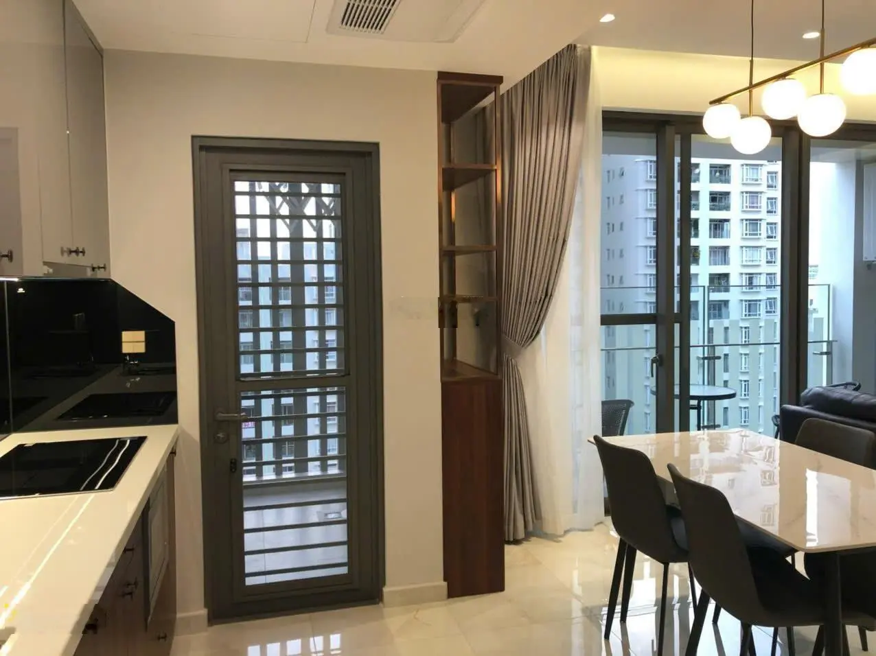 Cần bán - Ascentia - view sông - 2PN đầy đủ nội thất 7.4 tỷ 0934 158 *** Hoàng Trí (zalo)