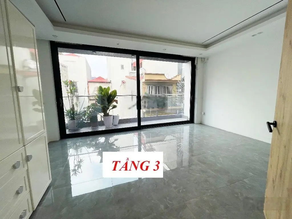 Nhà phố giá 27,3 tỷ VND tại Phố Yên Lạc, Hà Nội
