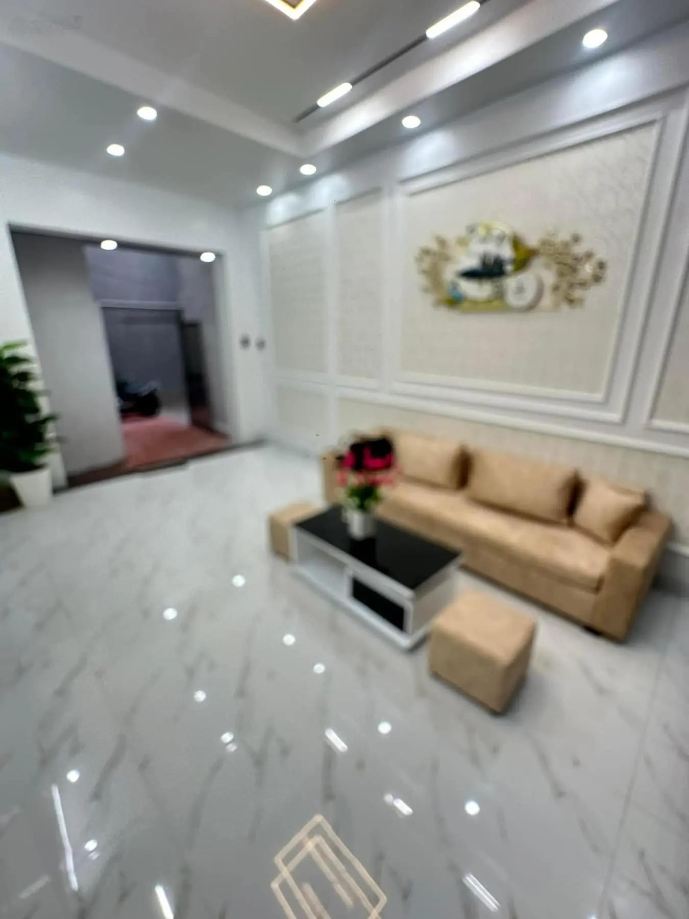 Bán nhà ĐƯỜNG LÁNG- ĐỐNG ĐA-HÀ NỘI, DT: 37m2 x 4 Tầng - MT: 5m / Giá : 5,85 Tỷ
