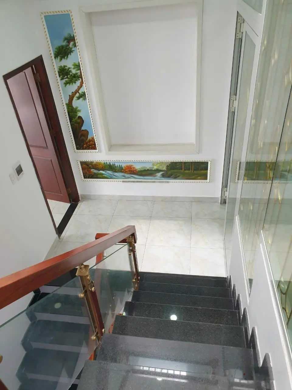Nhà 2 lầu DT : 5 x 30m MT đường nhựa thông 8m gần chợ xuân thới thượng