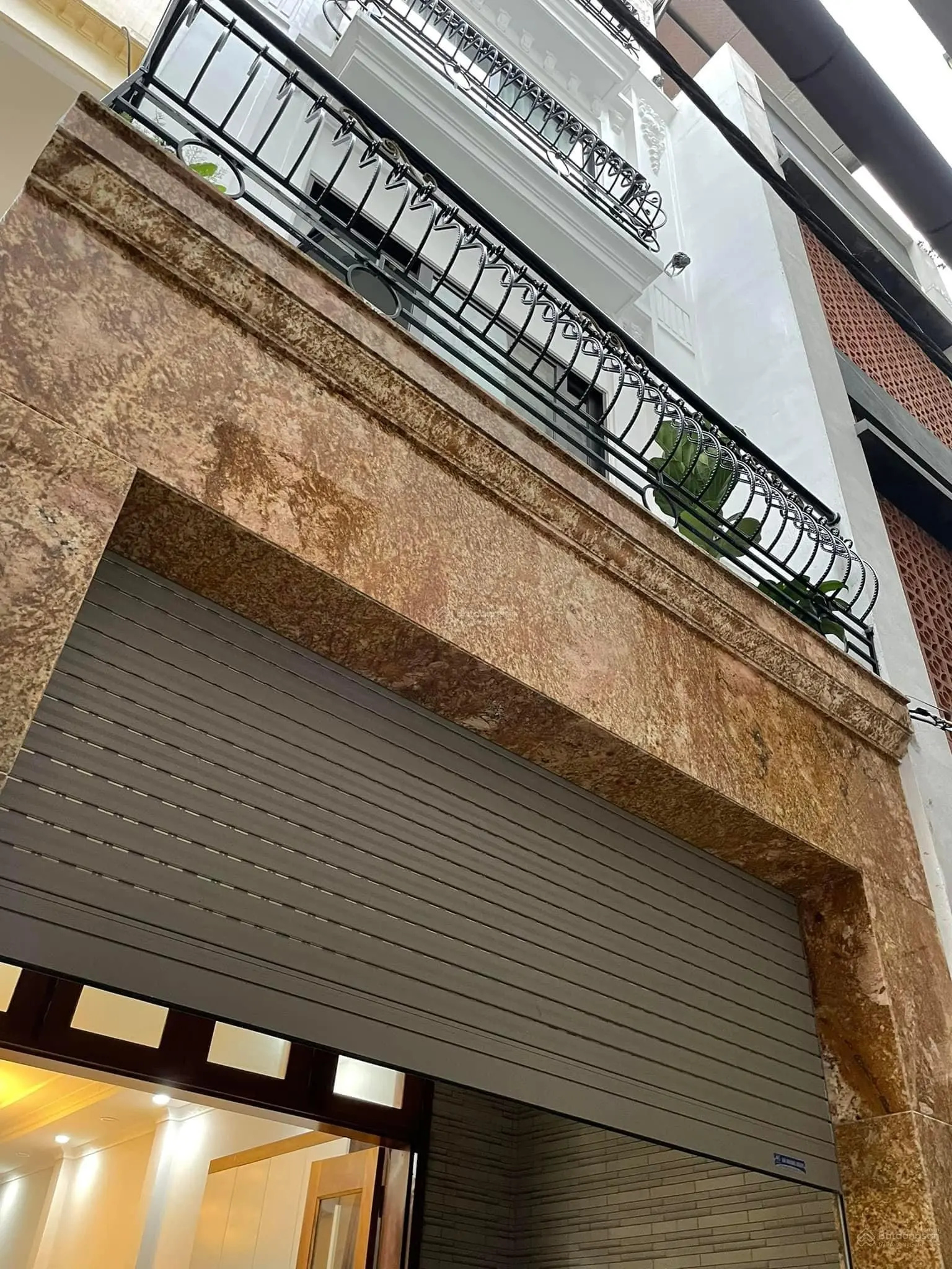 Bán nhà riêng tại Tam Trinh, 11,4 tỷ, 60m2, 5 tầng, 6PN