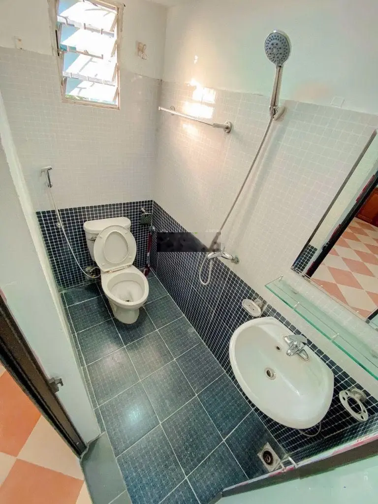 Bán nhà 45m2 x 5 tầng, 6 ngủ khép kín, ngõ phố Minh Khai, giá 7.95 tỷ