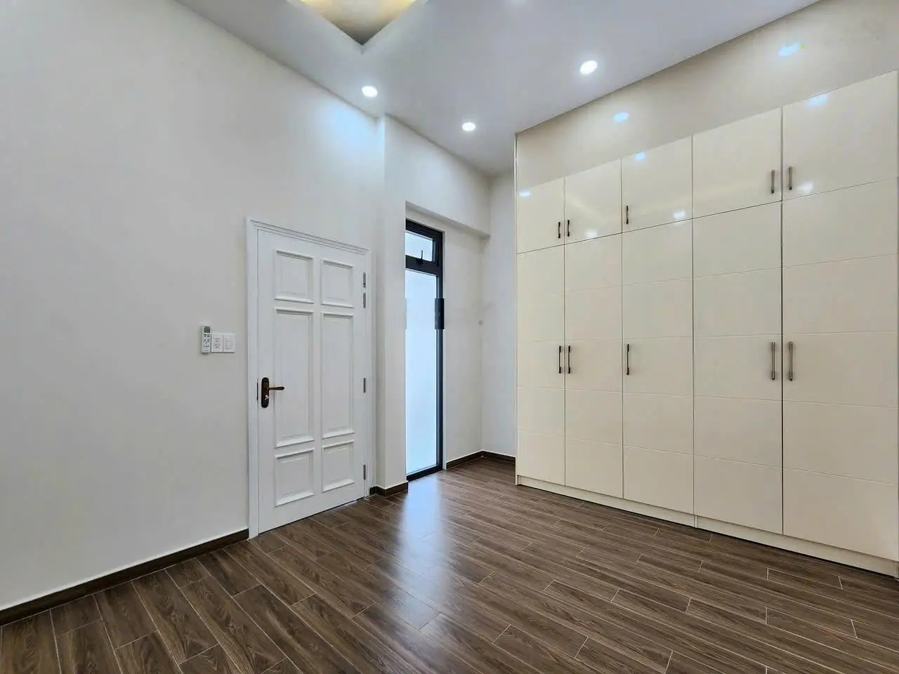 Bán biệt thự khu ao sen tên lửa đường số 32a ngay công viên. giá 28 tỉ thương lượng