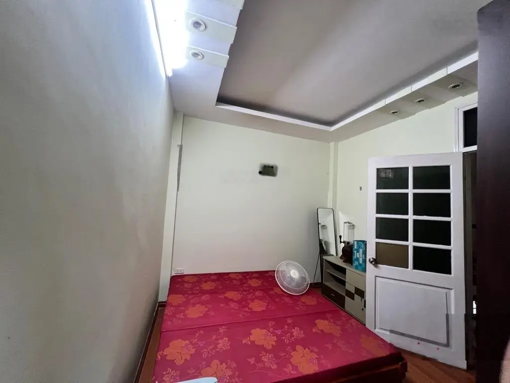Bán nhà trung tâm Quận Đống Đa, gần ô tô - gần phố Thái Hà, Chùa Bộc, kinh doanh sầm uất