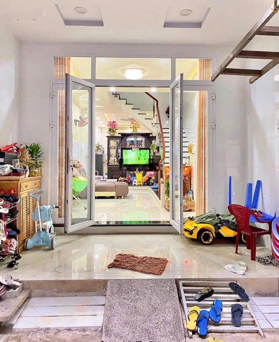 Bán nhà 3 tầng - ĐL3 - Phước Bình, Q9. Giá bán 11,9tỷ