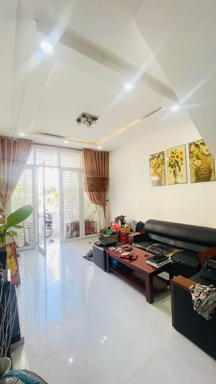 Giảm nhanh 300 triệu bán nhà khu đô thị An Bình Tân Nha Trang đường nhựa 13m