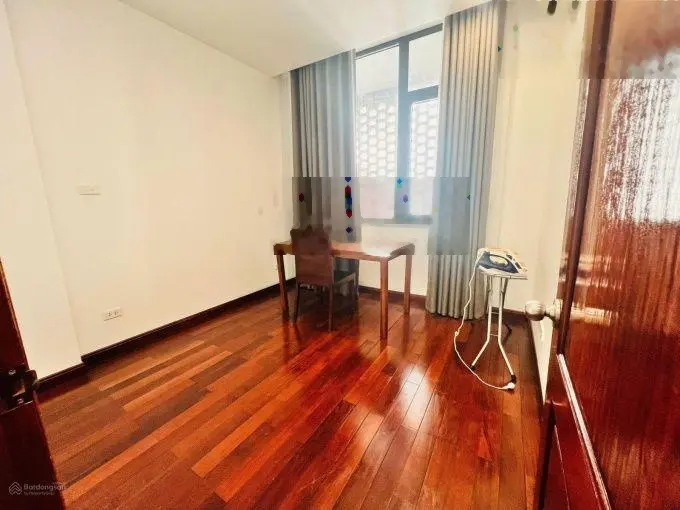 Bán toà nhà căn hộ 9 tầng với dòng tiền 300 triệu/tháng khu Phố đường Tây Hồ, Quảng An, Tây Hồ, Hà