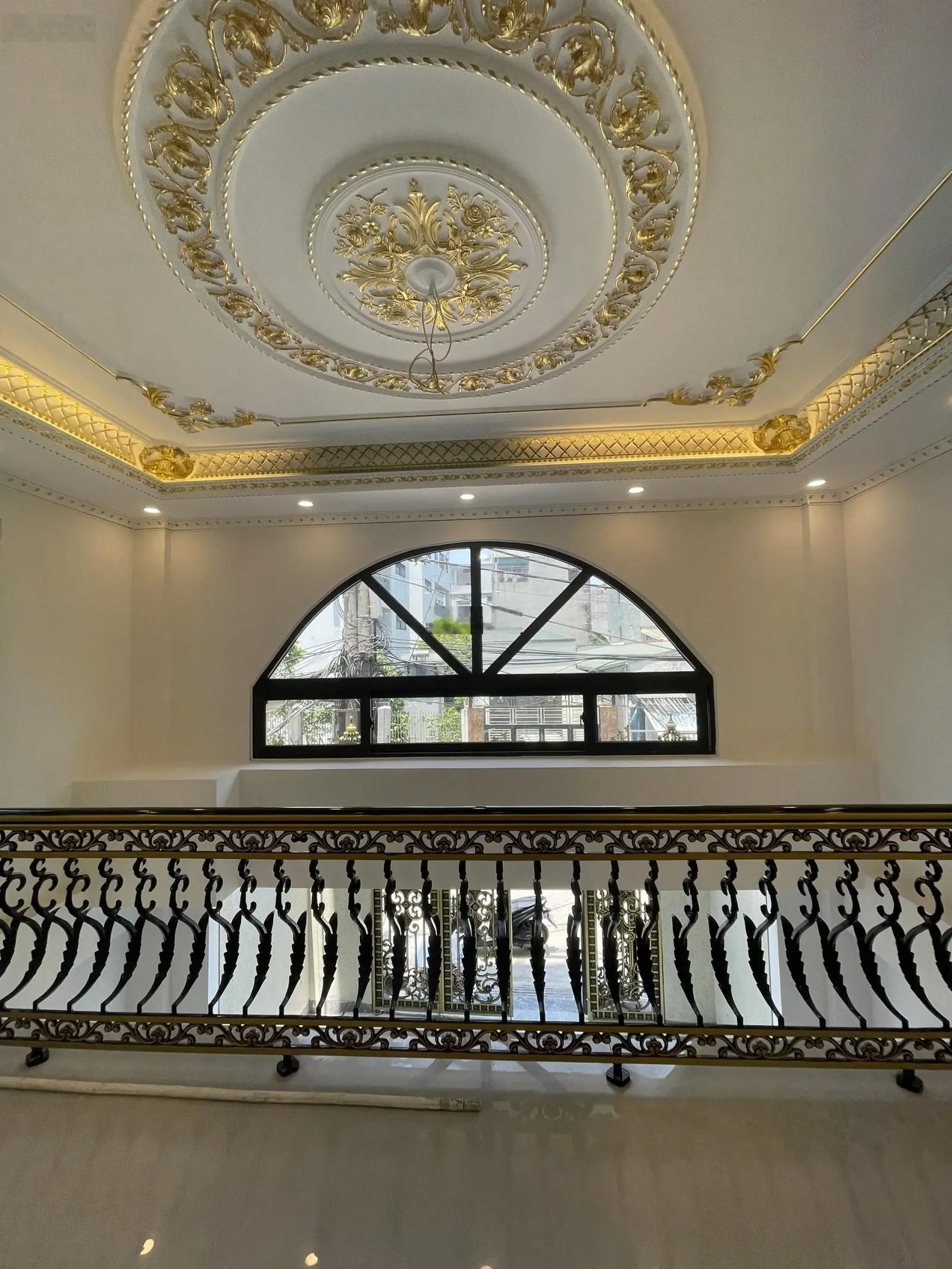 Siêu phẩm Thạch Bàn Long Biên 80m2 x 7 tầng thang máy gara ô tô ngõ ô tô tránh vỉa kinh doanh đỉnh