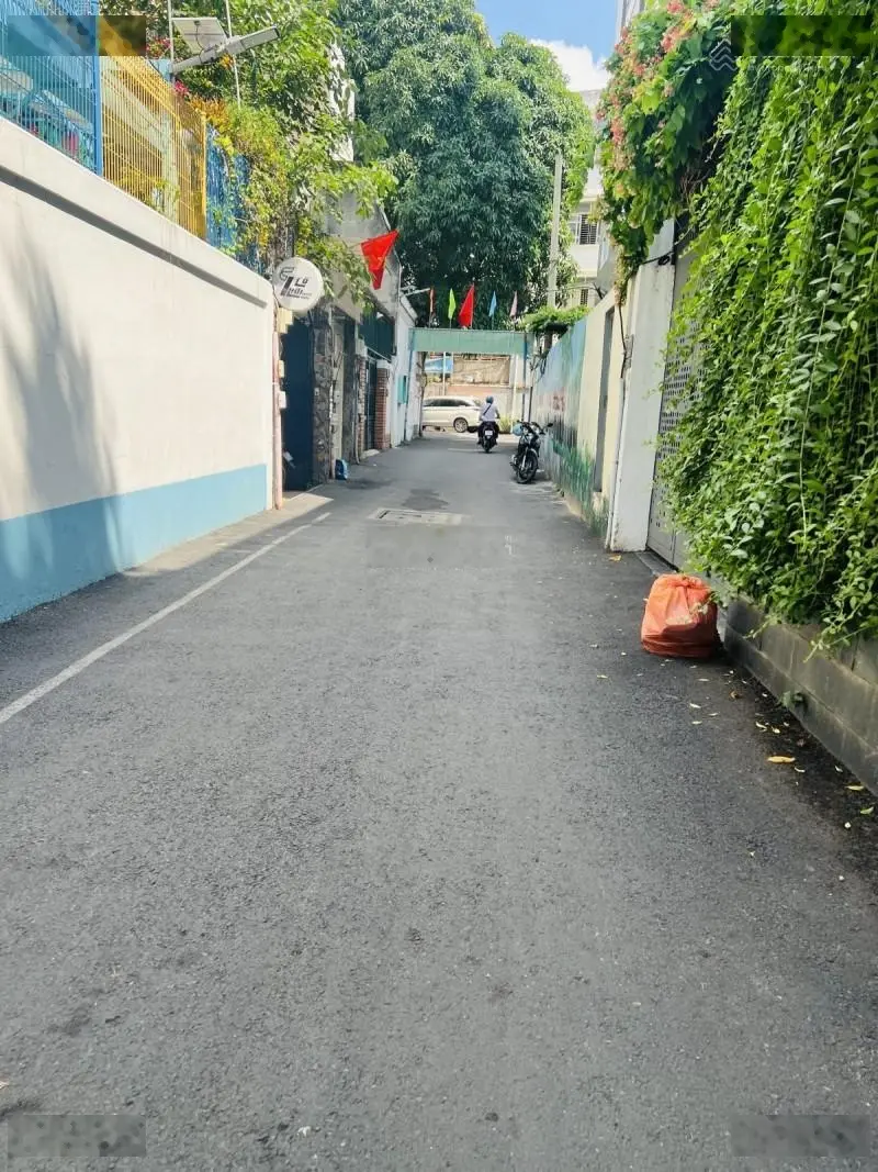 Bán gấp nhà Nguyễn Đình Chính, quận Phú Nhuận - ngang lớn 7 mét - 4 tầng 95m2 (7x15) chỉ 13.8 tỷ