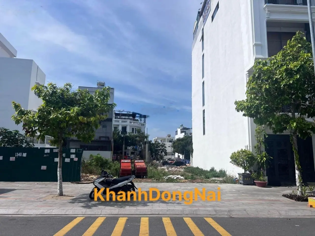 Bán lô đất đối diện công viên ven hồ cực kỳ mát mẻ-có thể ở-đầu tư-kinh doanh, 130m2, 1,7tỷ